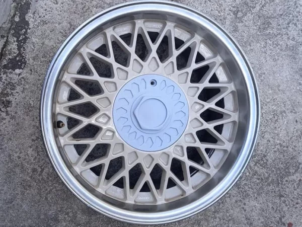Borbet B hubcaps wheel centers