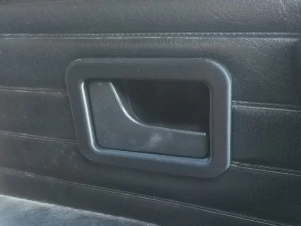 e30 door handle frame cover