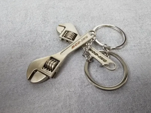 Adjustble wrench key chain
