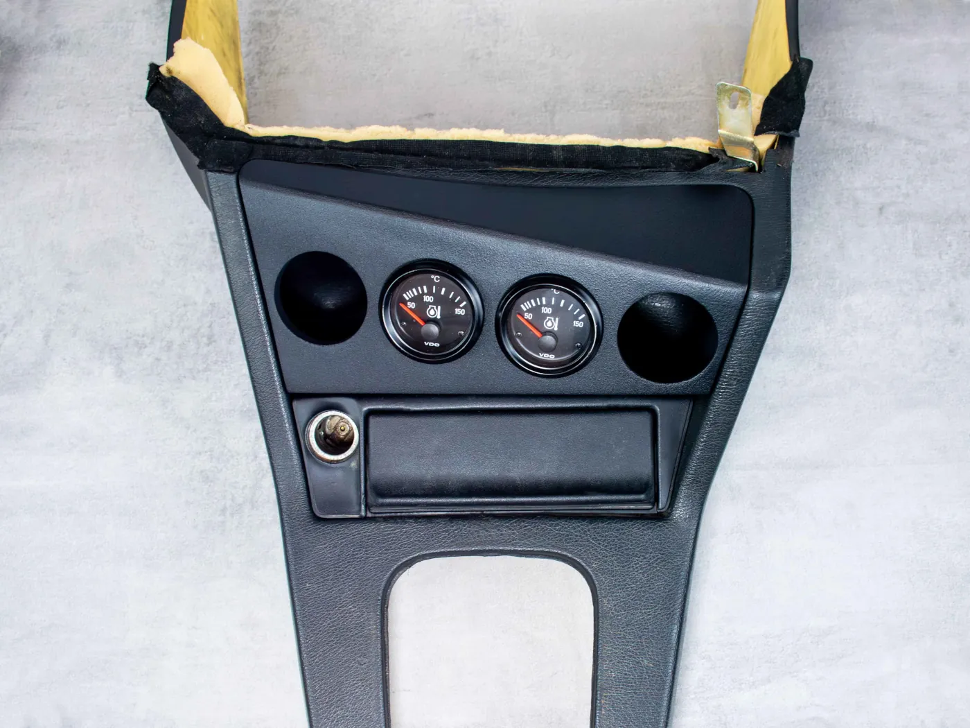 BMP Design Fiberglass Gauge Console For BMW E30 323i, 325i, 325e, M3 84-91 (Without Gauges)