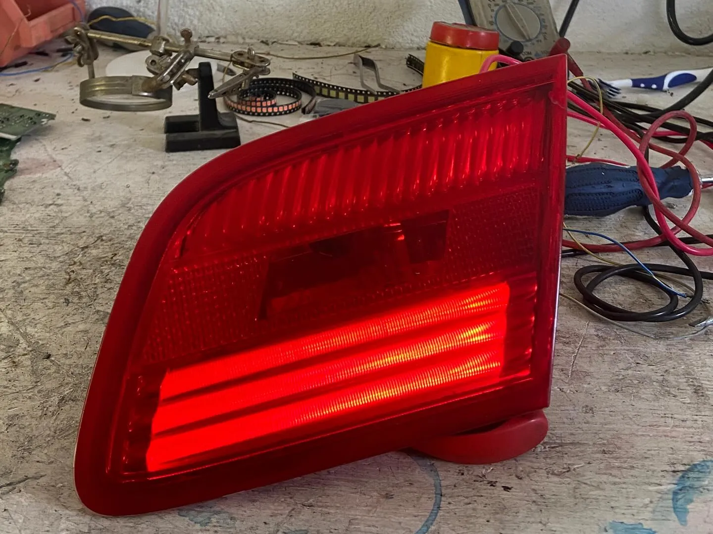 BMW e92 rear led light diy fix