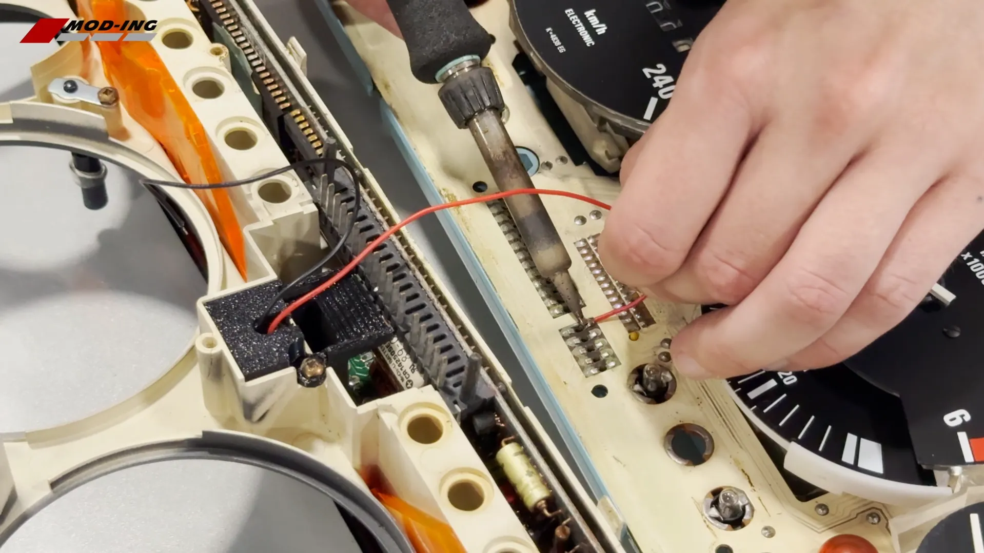 5 e30 voltmeter soldering