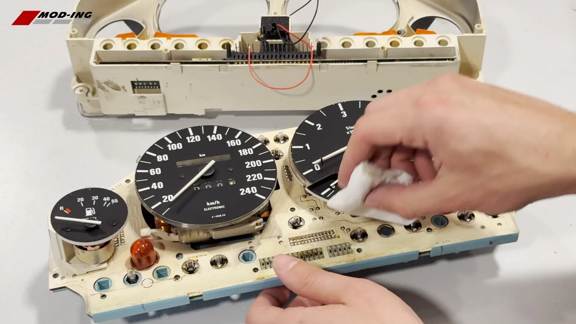5 e30 voltmeter soldering
