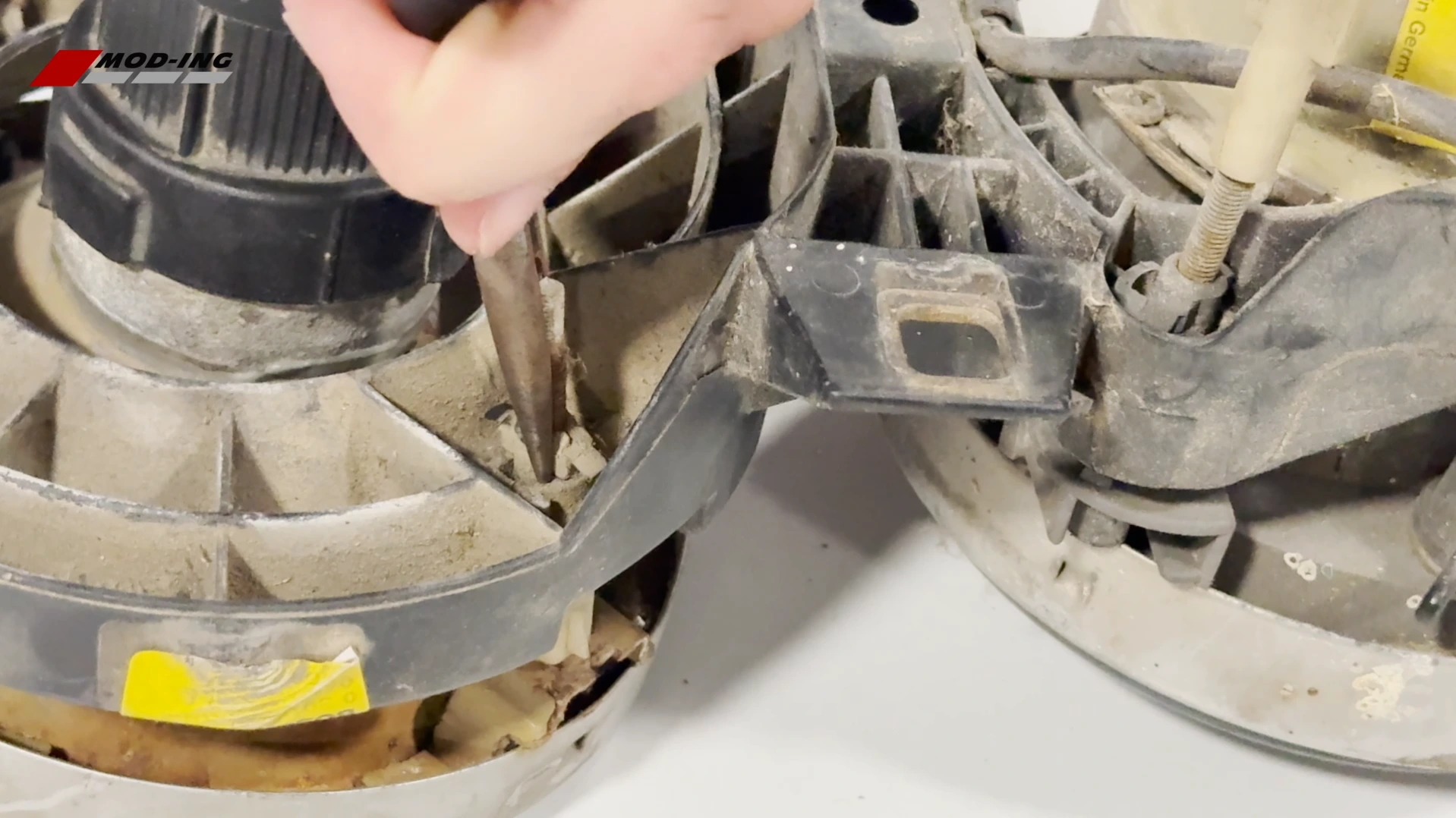 1 e30 headlight repair remove the projector light