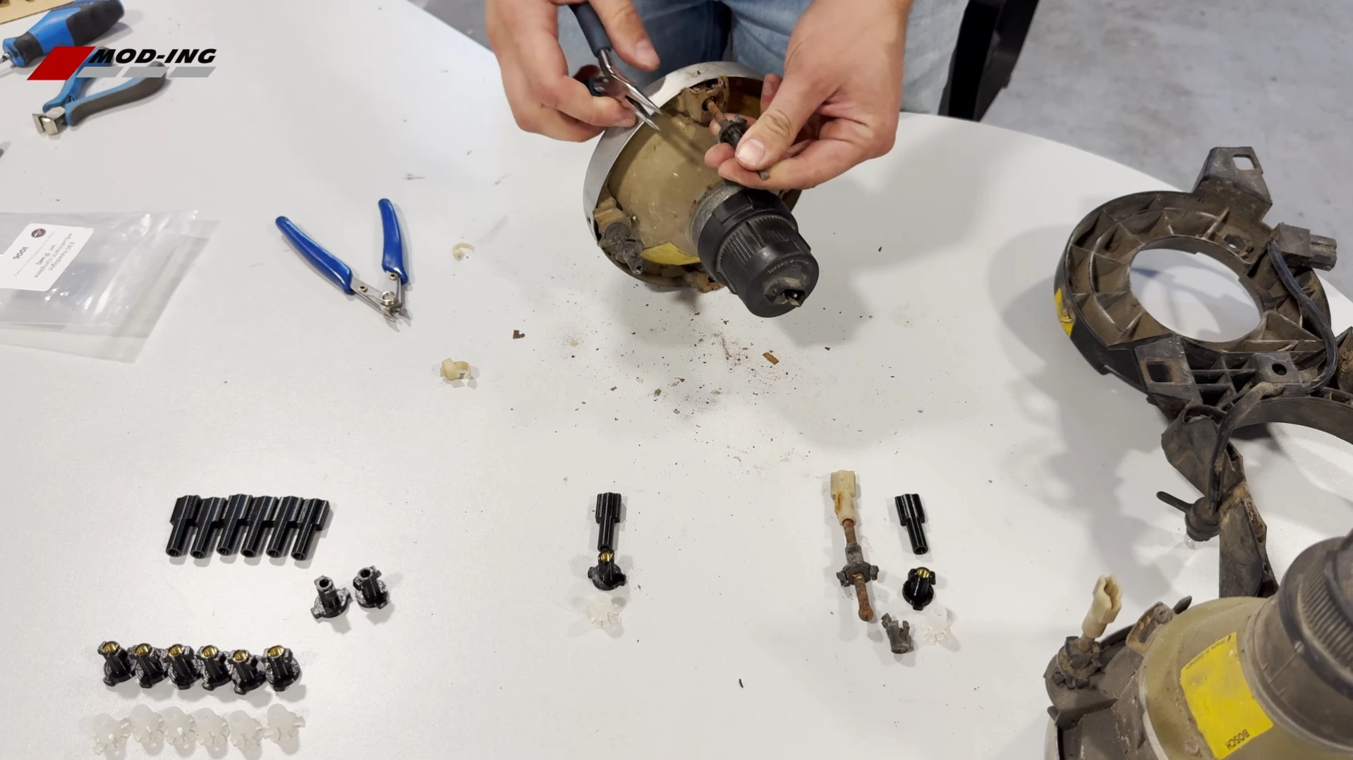 2 bmw e30 headlight repair remove old adjusters
